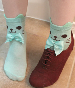 kxttensplaypen:  still soooo in love with those socks