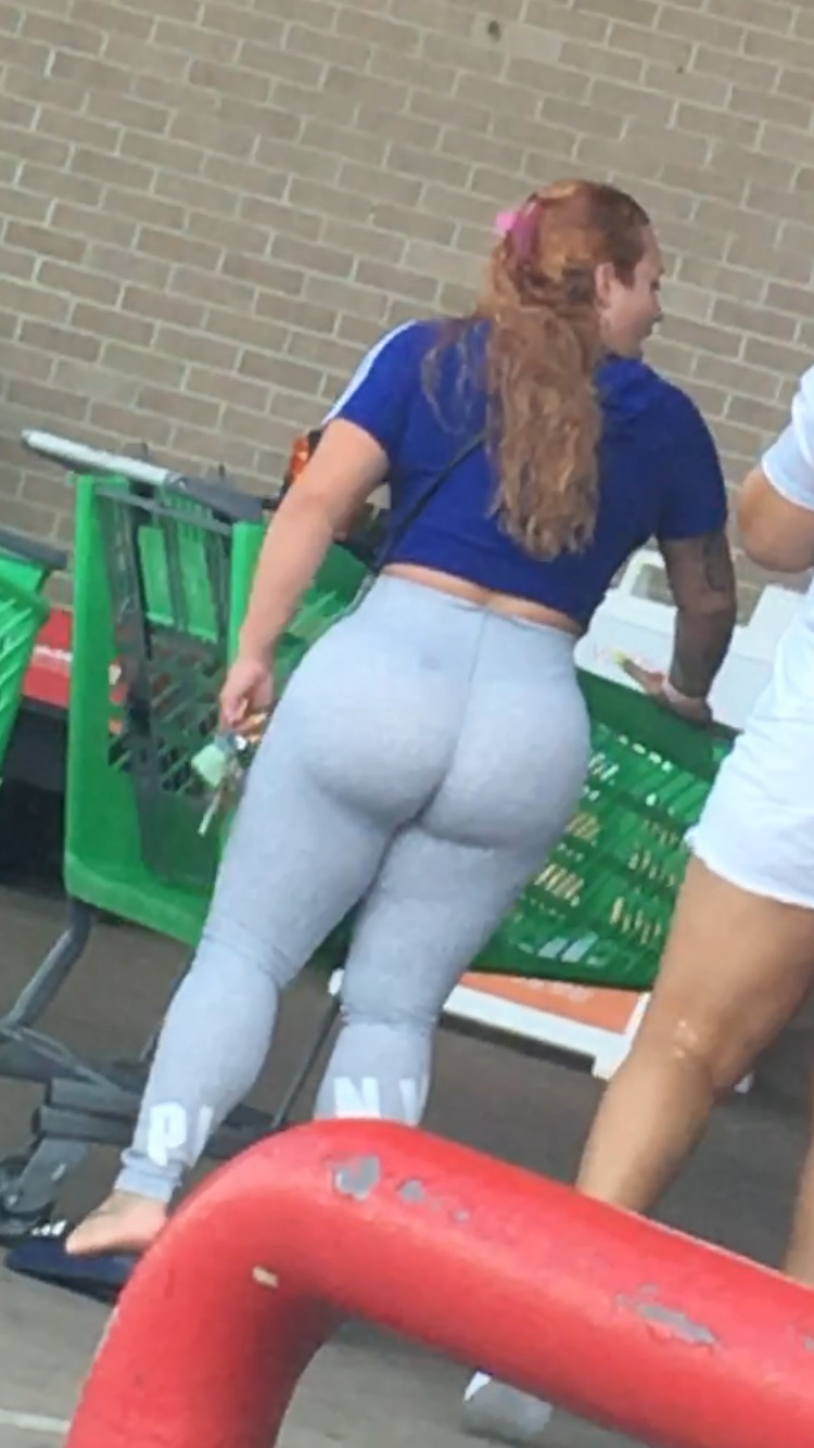 megabootyisback1-deactivated202:Thick 🧱 booty  Gotta love a thick ass like that