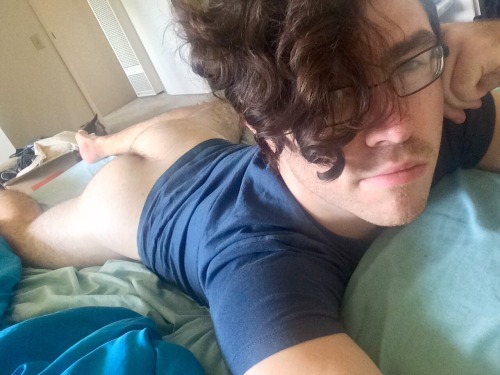 chalkycandy:  why did I sleep on the floor last night