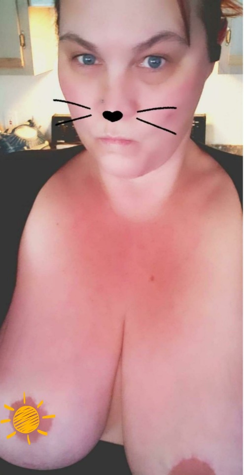 bellabear1488:Just letting those fat fun bags hang out for y'all.  Let me know if you wanna see those fat saggy udders  😍💞😍 Sooooo do @bellabear1488!!!! MWAH!!! XOXOX!!! 