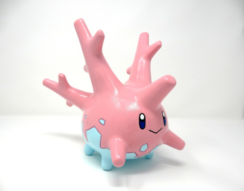 Corsola figure is now finished! This figure is 8in tall and printed with 5 parts. It took a long tim