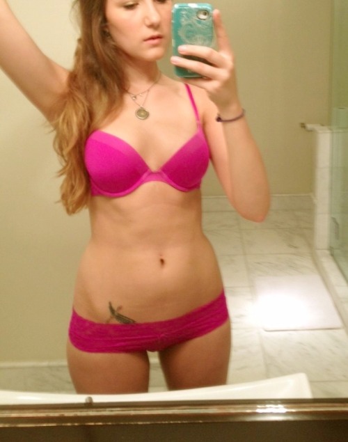 purestcandifloss:  Amateur and Teen Boob fest 714 - 716  http://purestcandifloss.tumblr.com/submit (please state that you are over the legal age in your country)  Here’s another site I use when I need LIVE action: http://bit.ly/1pPr91P Register for