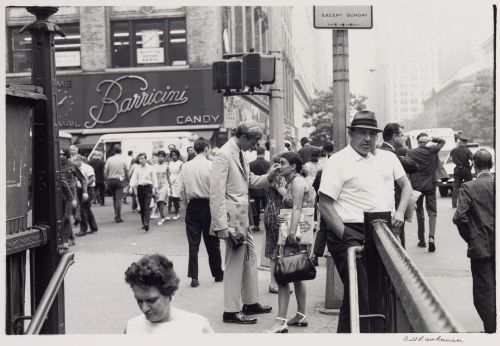  Bill Rauhauser.  Untitled (New York City), ca. 1970.  