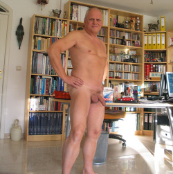 photos-of-nude-men: Reblog from michigan-nudist, 75k+ posts, 35.5 daily. 230k+ follow All my blogs. 