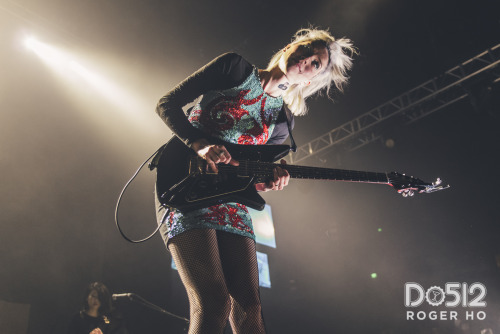 uptightcitizensbrigade:  The Black Keys & St. Vincent - Frank Erwin Center - 12/19/2014  Photos by Roger Ho 