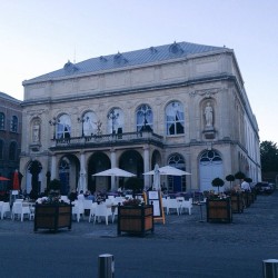 Gonna miss it here so much. A year is too short 💕 #namur #Belgium #theatre #eatingoutside #architecture #pretty #2ndhome #city #latergram #saturdaynight #summernights