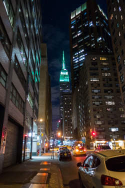 breathtakingdestinations:  New York City - New York - USA (by Robert Young) 
