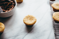 foodffs:  tahini cupcakes with chocolate tahini frostingReally nice recipes. Every hour.Show me what you cooked!
