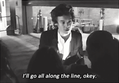 limpford:  ohstylesno: Harry, bless him, trying to make everybody happy. x  if everyone