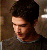 hoechloin:  teen wolf + cute puppies 