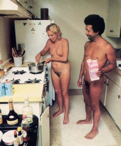        cocinar desnuda http://blogzen00.tumblr.com/