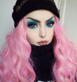 color-head:  https://www.instagram.com/roseshock/   this look is everything ever holy shit