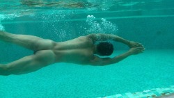 stayinghard:  mysgboys:  bbbtm13:  Perfect bubble butt &amp; tanlines~ Reblog &amp; follow me for more surprises!  Wow   what a great pool