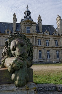 abandoned-playgrounds:  The Chateau de Carnelle. 