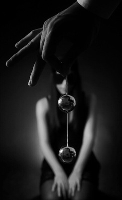 southernsir:  itsawenwin:  Tick tock… It’s time  When I said with bells on you didn’t think I meant me did you? 