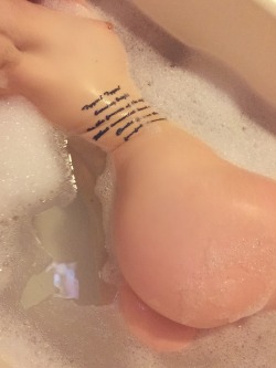 gypsyrose27:  Bubble butt