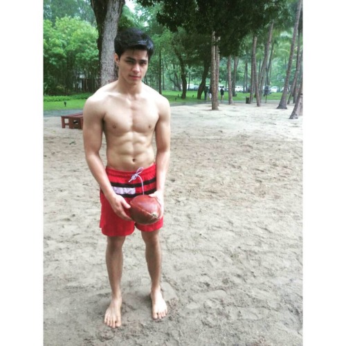 hotfilipinoboysnation:  Jules Fernandez