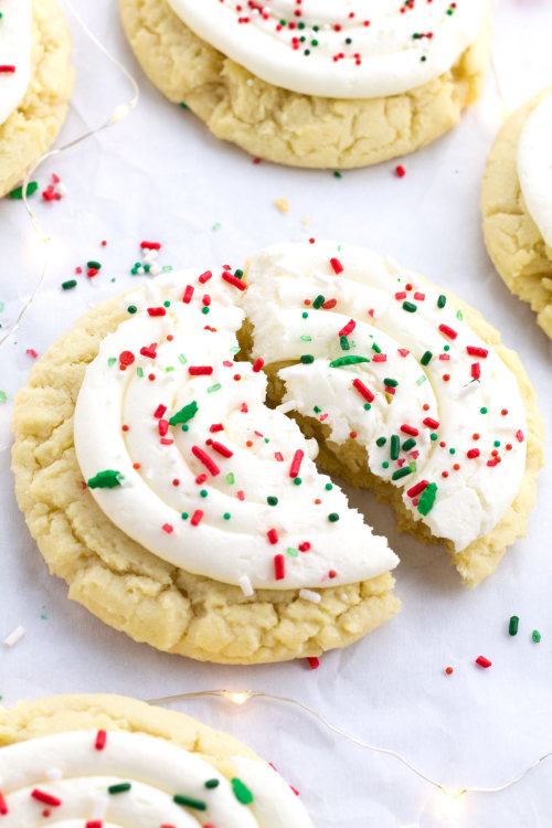 royal-food:Christmas Crumbl Sugar Cookies