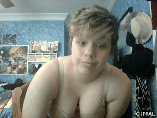 slewdbtumblng:  busty-gumshoe:   hi guys, i was getting ready to leave the house,