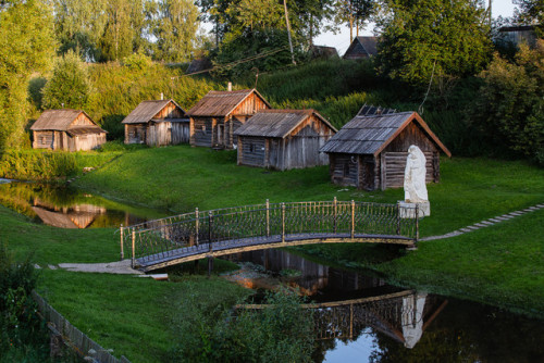 Vyatskoye (Khabarovsk Krai, Russia).This small fishing village is located on the east side of the Am