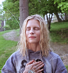 homeries:OA + the wolf hoodie