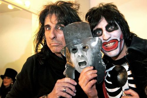 Noel Fielding: I Called Alice Cooper At 5am For A Chat