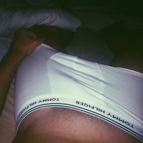 4cm3:  @derek-nick my snapchat for more!!!!!!! lewschillin✨💘💫