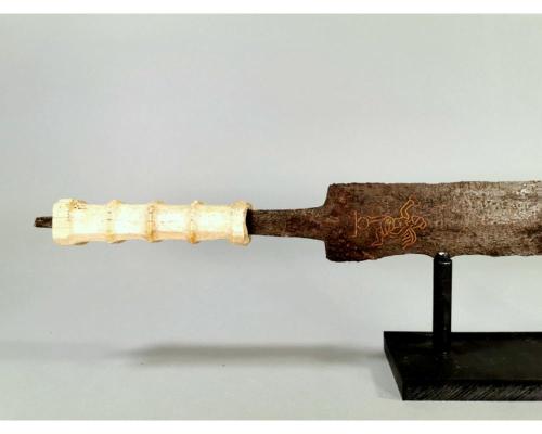 peashooter85: Roman gladius with gold inlaid blade depicting the god Mars and goddess Victoria, circ