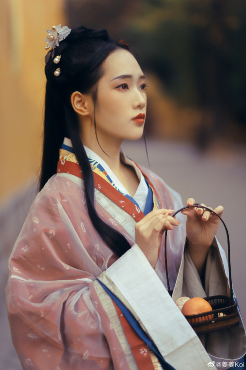 Chinese hanfu by 姜姜Koi