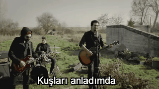 bizisizkotuyaptiniz:  tabikisicimbom:mc-zombi:Kırik cam misali hataların acıtır