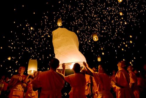 Porn Pics nubbsgalore:  lantern launch for loi krathong at