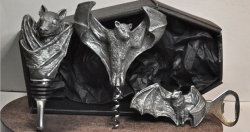 horrorpunk:  Awesome, Fruit Bat Wine Accessory Gift Set from Dellamorte &amp; Co! Check out http://riotdaily.com/dellamorteco/ to see more! 