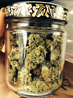 medicatedinfluence:  LA Confidential 05-26-2014