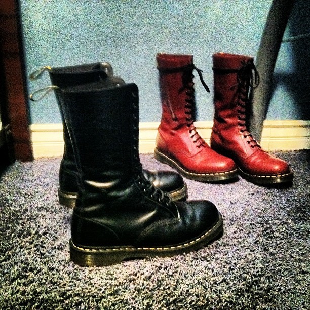 midlands-skinhead:  strangelycanthrope:  #Monday morning. What color today #Drmartens1914