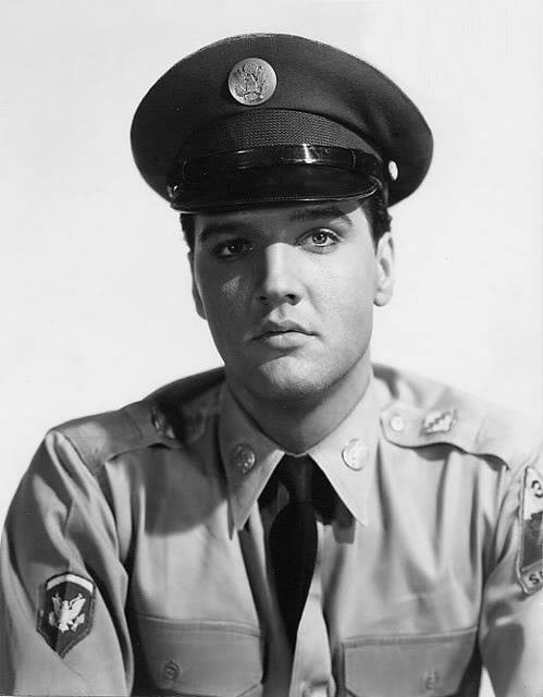 real-edgarcasco:  Elvis PresleyBlues (1960) Photo shoot for G.I. Blues (Paramount).