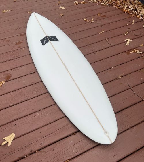 Finished up this 6’1” Channel Twinn for some wishful thinking winter waves! #garbuttsurfboards #handshaped #twinfin
https://www.instagram.com/p/CXW4Wy_lpKj/?utm_medium=tumblr