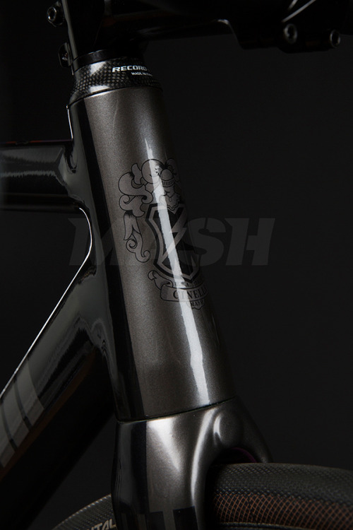 pyreariege:  MASH has opened up pre-orders for the new 2015 Cinelli x MASH Parallax in the charcoal 