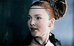 sweetladylucrezia:“You must know, Pip, that I have no heart”. Holliday Grainger as Estella in Great 
