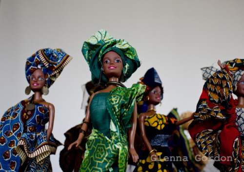 dynastylnoire:hiphopfightsplaque:bellecosby:beautiesofafrique:African barbie dolls I wish I 