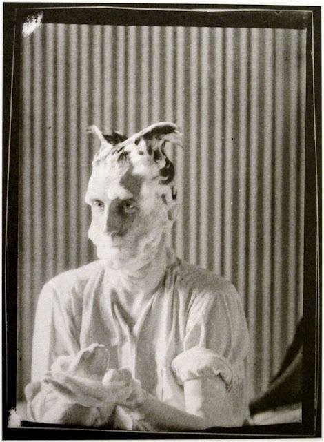 colin-vian:    Marcel Duchamp Paris 1921 