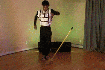 prettyboyshyflizzy:  How niggas clean when their moms tell them toHow niggas clean