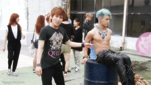yourmomentofkpop:  Sorry that I keep reblogging this, but Eunkwang’s face is just