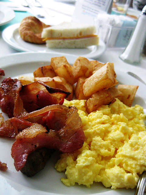 verticalfood:  Discovery Sun Cruise (by Bing)