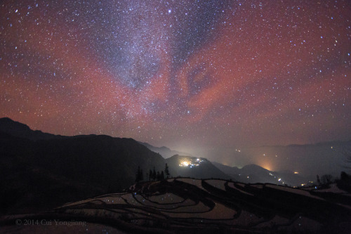 megacosms: The Terraced Night Image Credit &amp; Copyright: Cui Yongjiang Explana
