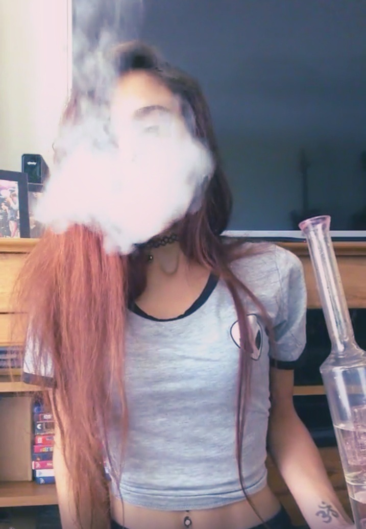 indica-illusions: stills 💨💨💨 