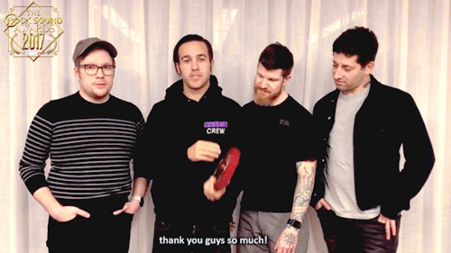 trohmann:“Crazy excited to be the first band inducted into the Rock Sound Hall Of Fame + we’re on th
