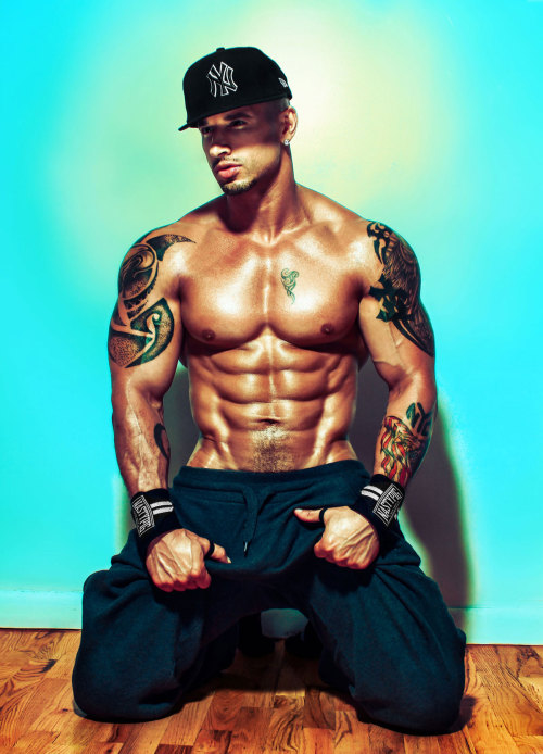 whitepapermuscle:  The late Quentin Elias