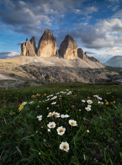 sitoutside:   Tre Cime di Lavaredo   by 