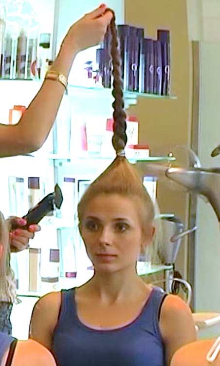hair-anon:- ladies-haircut.eu “We are harvesting it all, honey.”