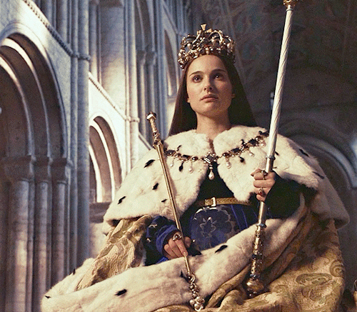 fluturojdallandyshia:Natalie Portman as Anne Boleyn in THE OTHER BOLEYN GIRL (2008).